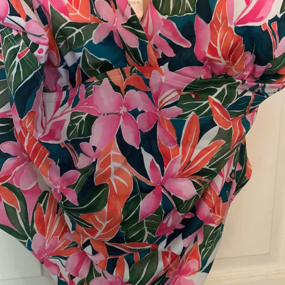 Swimsuits For All Tropical Floral Tie-Shoulder One-Piece in Pink, Green, Orange - Picture 3 of 4